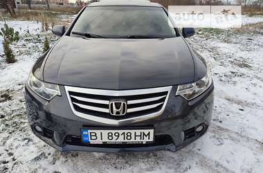 Седан Honda Accord 2011 в Гадяче