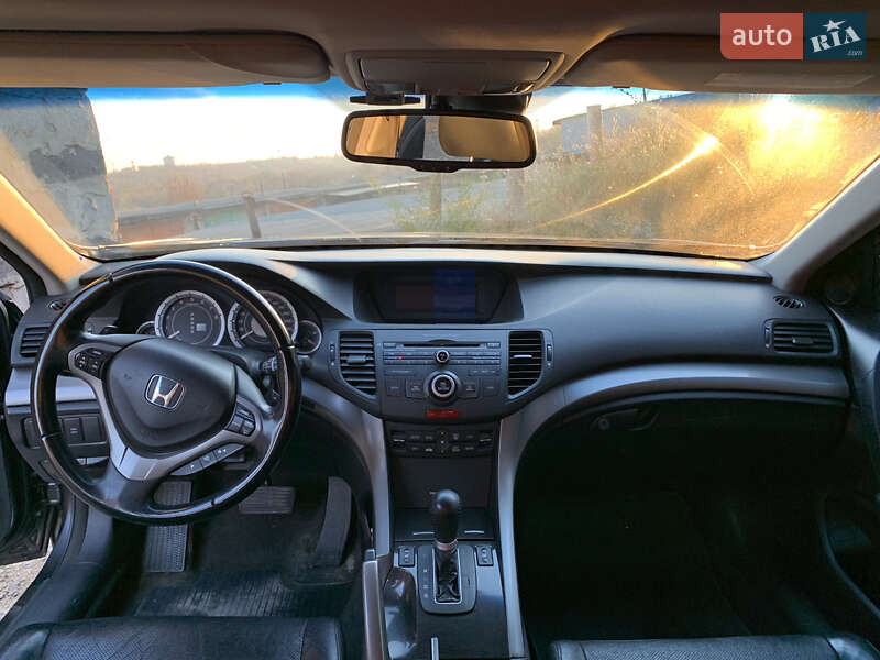 Седан Honda Accord 2008 в Кривом Роге