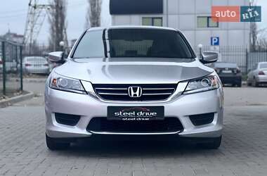 Седан Honda Accord 2014 в 
