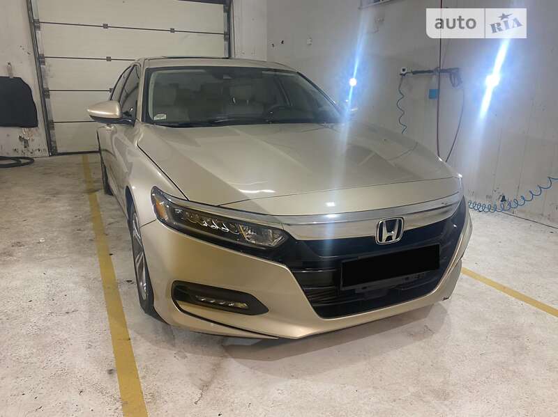 Honda Accord 2019