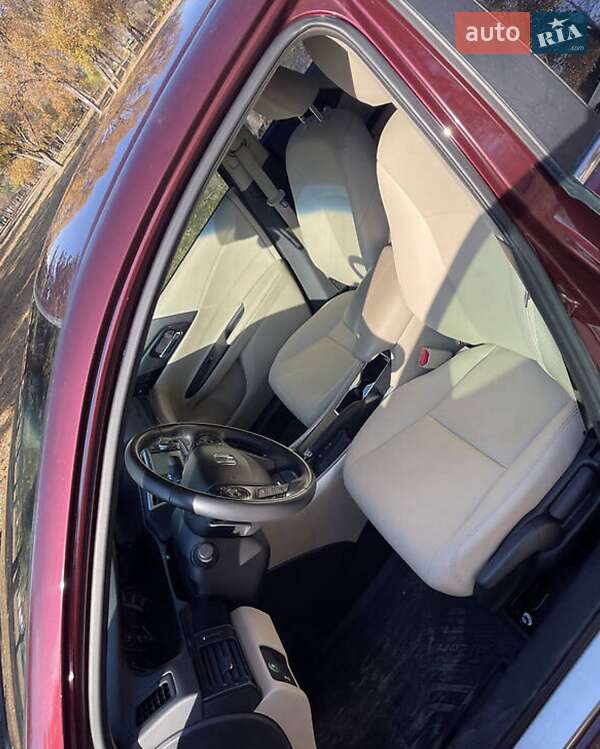 Седан Honda Accord 2013 в Каменском