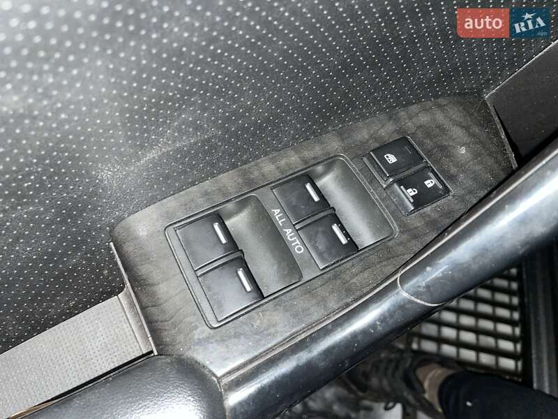 Седан Honda Accord 2008 в Львові