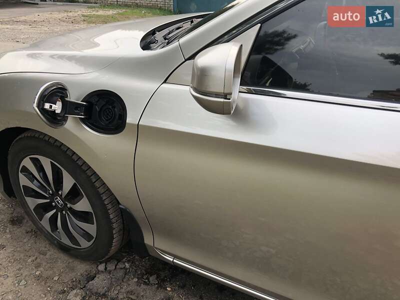 Седан Honda Accord 2013 в Харкові