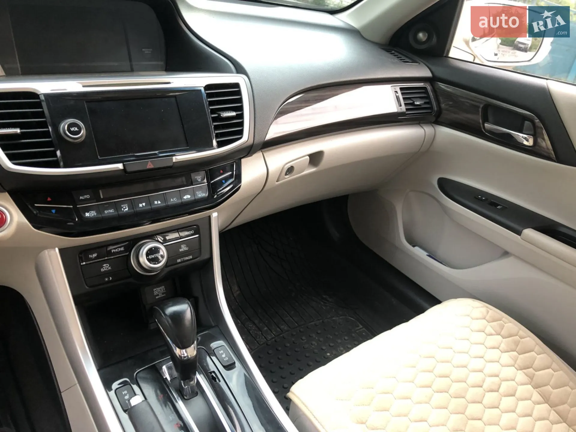 2013 Honda Accord - мініатюра 11
