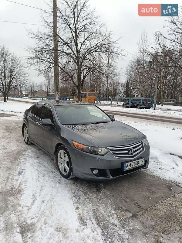 Седан Honda Accord 2008 в Житомире