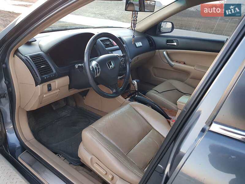 Седан Honda Accord 2004 в Одесі