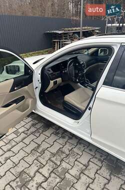 Седан Honda Accord 2014 в Львове