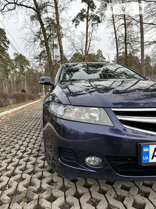 Седан Honda Accord 2006 в Бучі