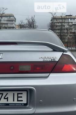 Купе Honda Accord 2000 в Киеве