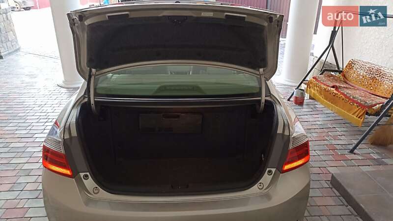 Седан Honda Accord 2014 в Умани