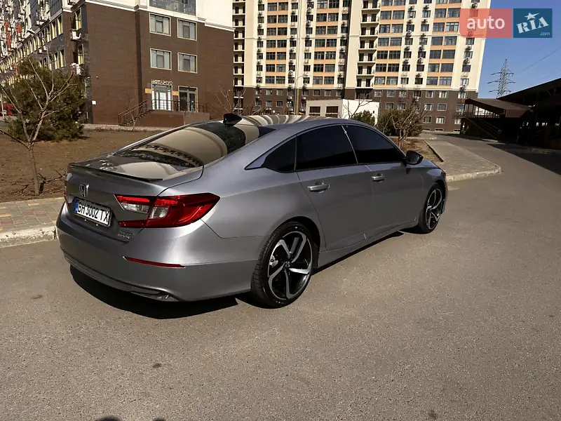 Honda Accord 2022 VIN 1HGCV3F29NA008027 фото оголошення 13 з 68
