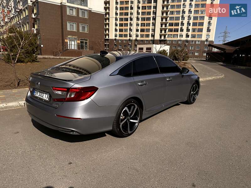 Седан Honda Accord 2022 в Одесі