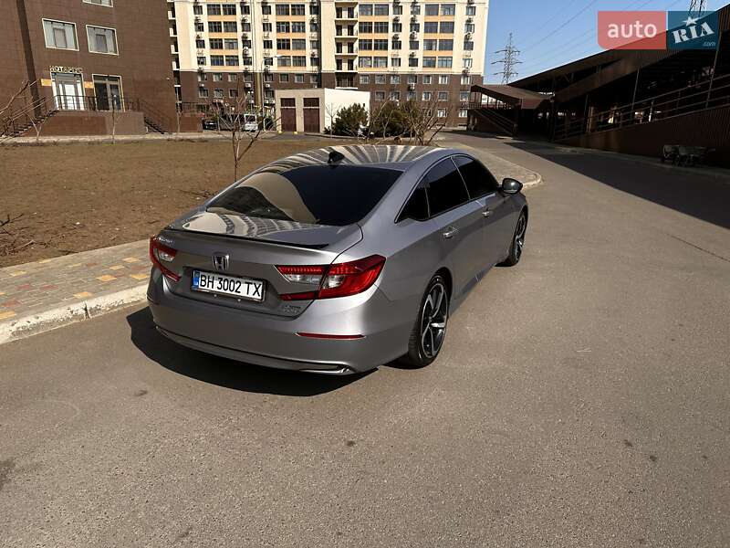 Седан Honda Accord 2022 в Одесі
