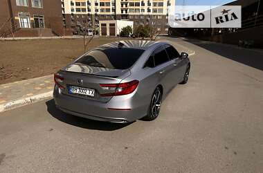 Седан Honda Accord 2022 в Одессе