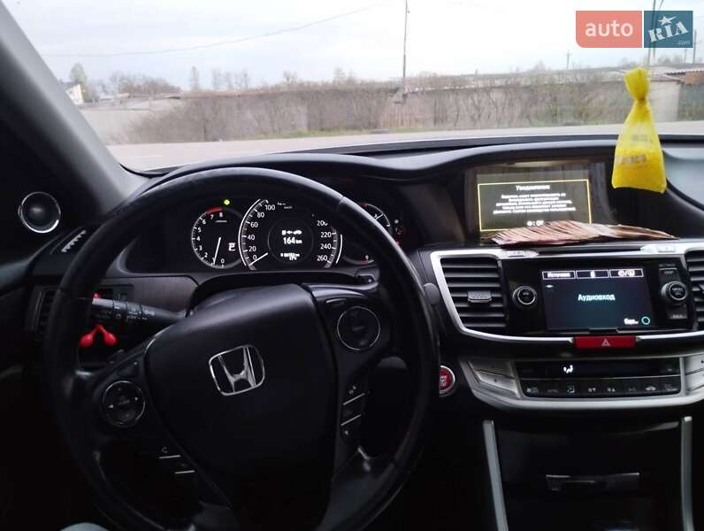 Седан Honda Accord 2014 в Івано-Франківську