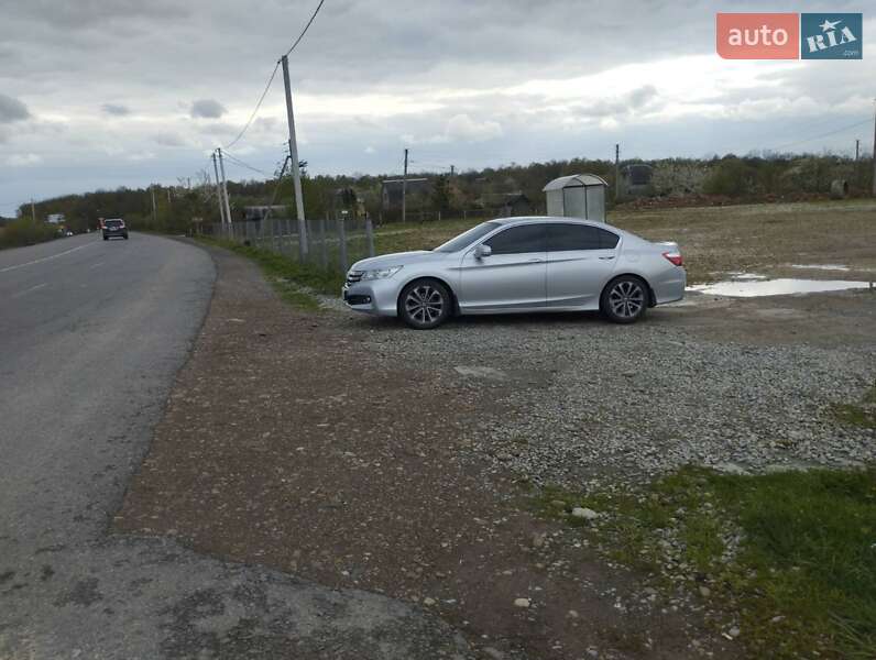 Седан Honda Accord 2014 в Івано-Франківську