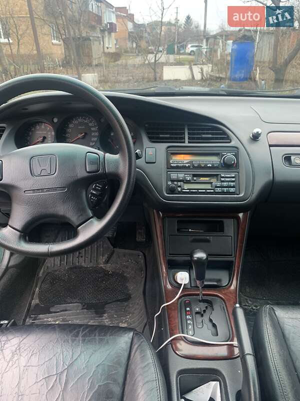 Седан Honda Accord 1999 в Кагарлику