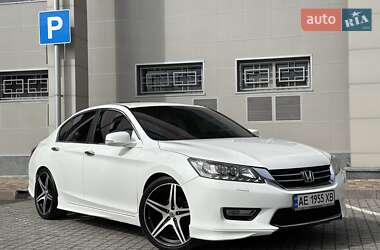 Седан Honda Accord 2013 в Запоріжжі