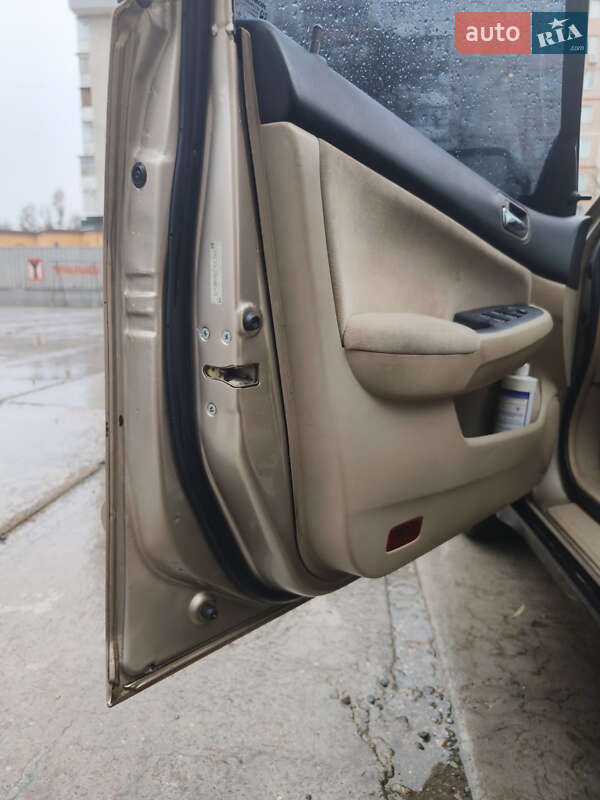 Седан Honda Accord 2005 в Запорожье