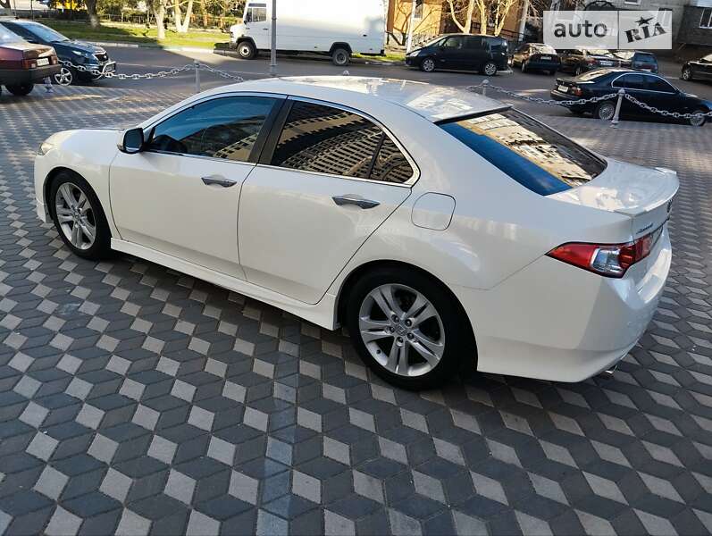Седан Honda Accord 2011 в Чорноморську