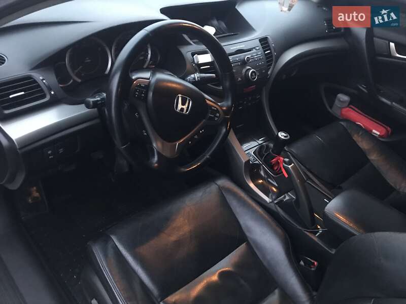 Седан Honda Accord 2010 в Ивано-Франковске