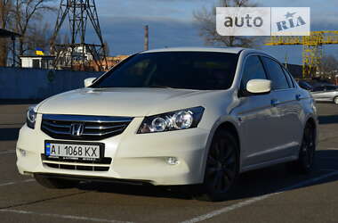 Седан Honda Accord 2011 в Києві