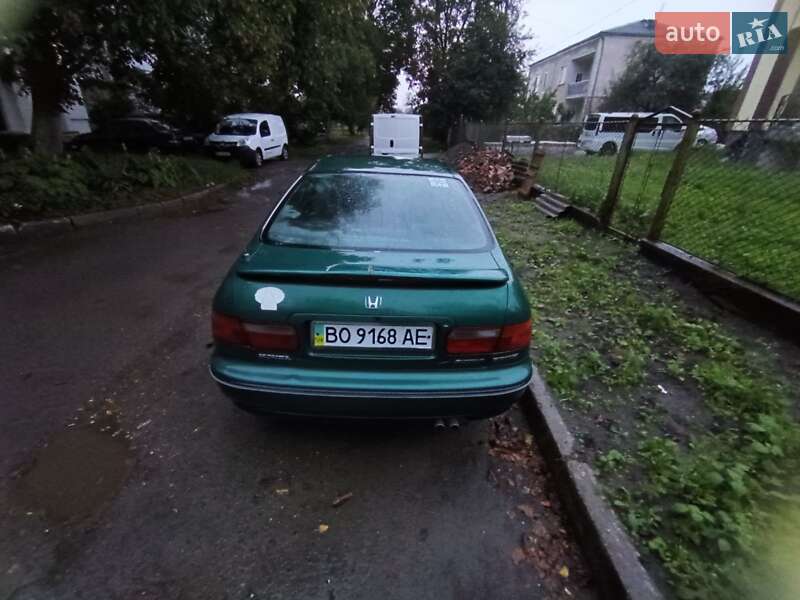 Седан Honda Accord 1994 в Львове