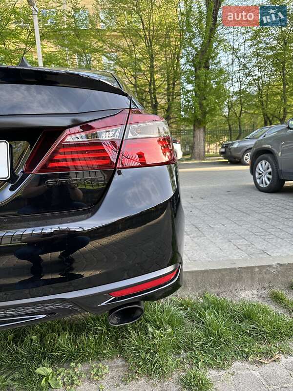 Седан Honda Accord 2016 в Львове