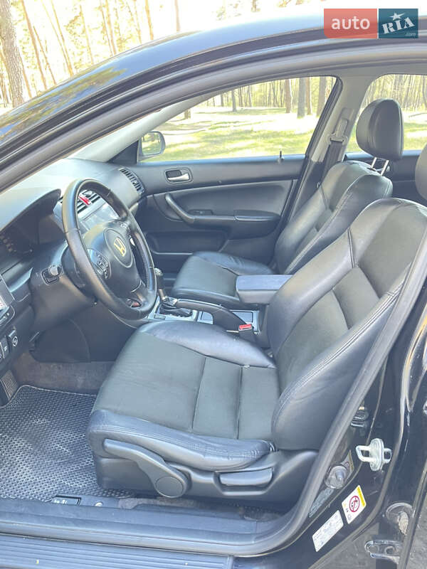 Седан Honda Accord 2006 в Ахтырке