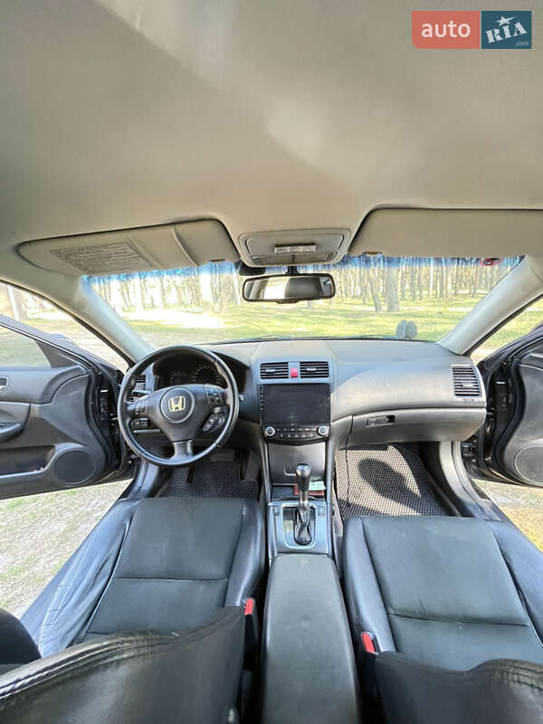 Седан Honda Accord 2006 в Ахтырке