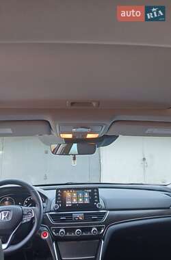 Седан Honda Accord 2018 в 