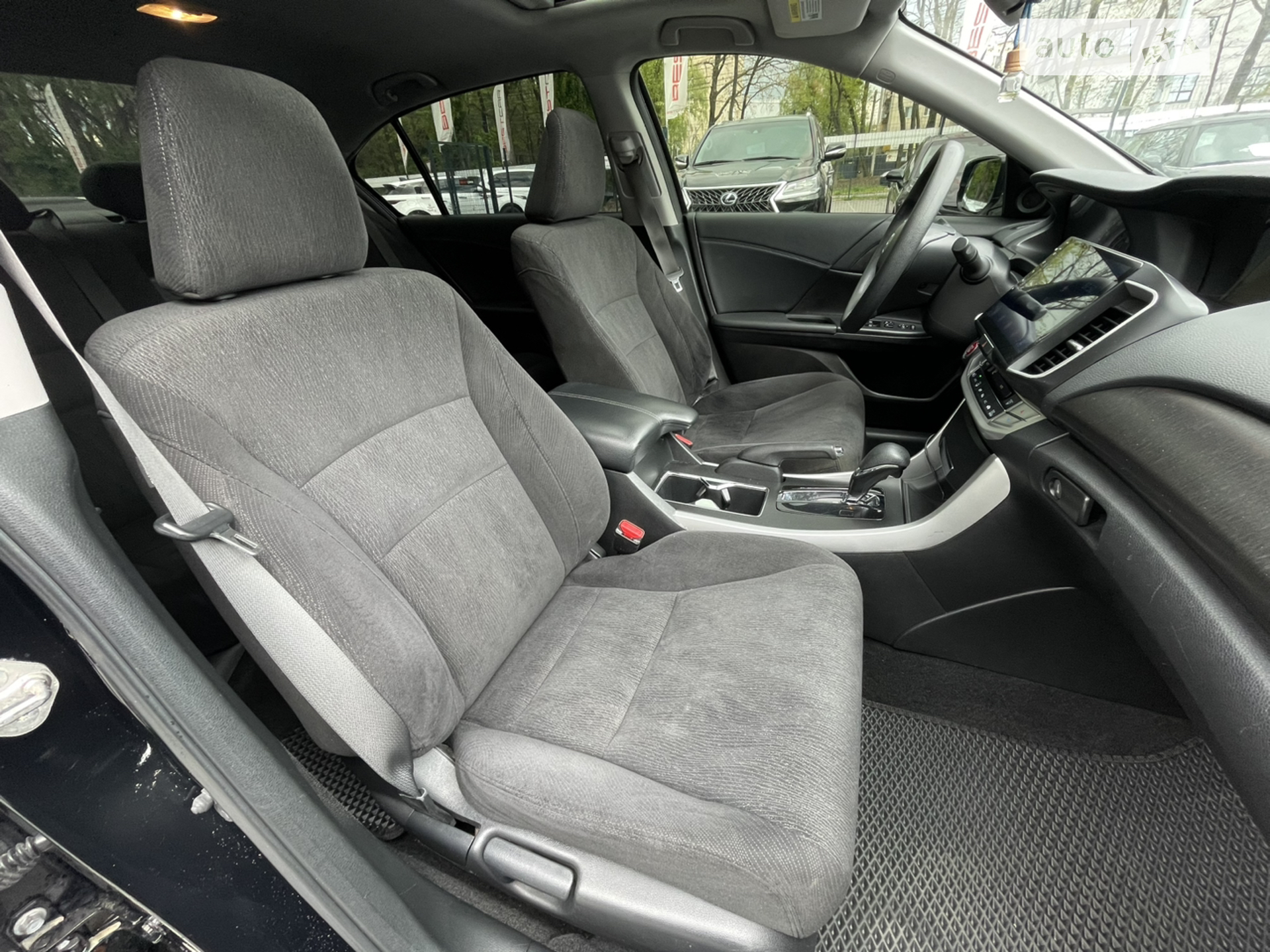 2014 Honda Accord - мініатюра 11