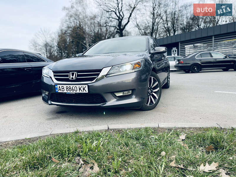 Седан Honda Accord 2014 в Виннице