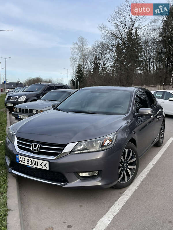Седан Honda Accord 2014 в Виннице