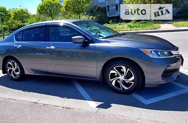 Седан Honda Accord 2017 в 