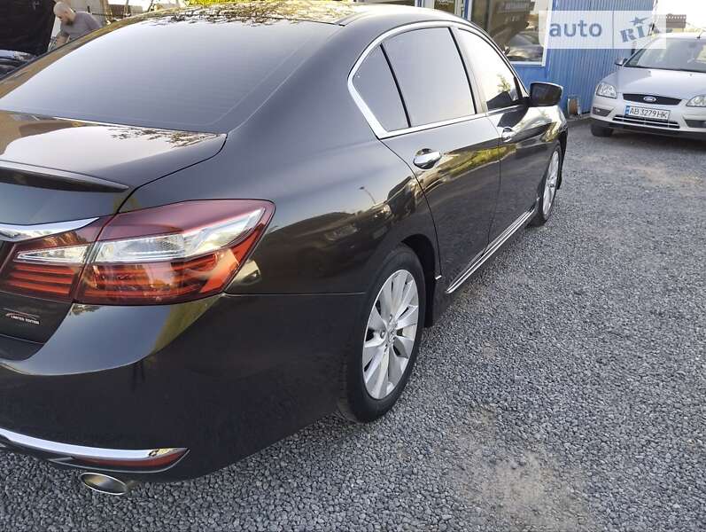 Седан Honda Accord 2017 в Києві