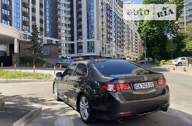 Седан Honda Accord 2010 в Киеве