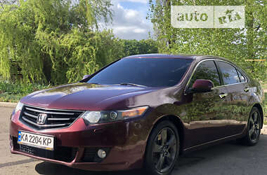 Седан Honda Accord 2010 в Покровске