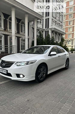 Седан Honda Accord 2012 в Києві