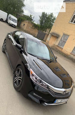 Седан Honda Accord 2016 в Киеве