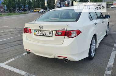 Седан Honda Accord 2008 в Києві