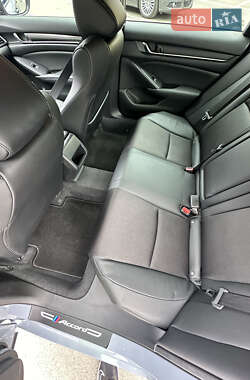 Седан Honda Accord 2022 в 