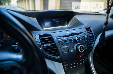 Седан Honda Accord 2011 в 