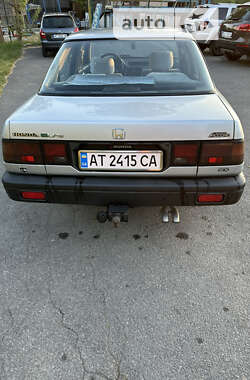 Седан Honda Accord 1986 в Тлумаче