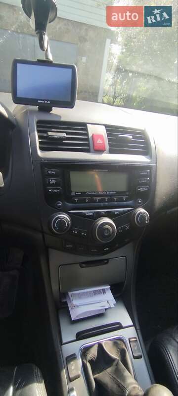 Седан Honda Accord 2006 в Чернигове