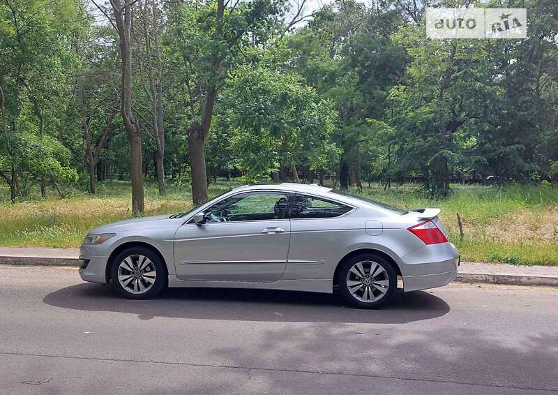 Купе Honda Accord 2008 в 