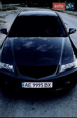 Седан Honda Accord 2004 в 