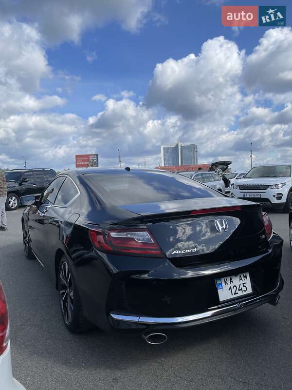 Купе Honda Accord 2015 в Києві