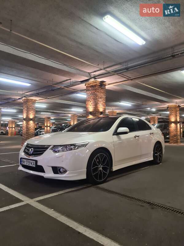 Седан Honda Accord 2011 в Одесі