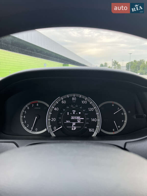 Седан Honda Accord 2015 в Киеве